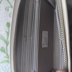 Women's Cream Wallet